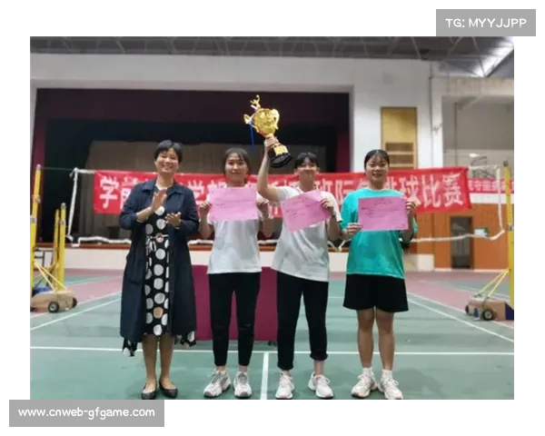 澄迈县排球联赛融合文明观赛活动，志愿者引导新风尚